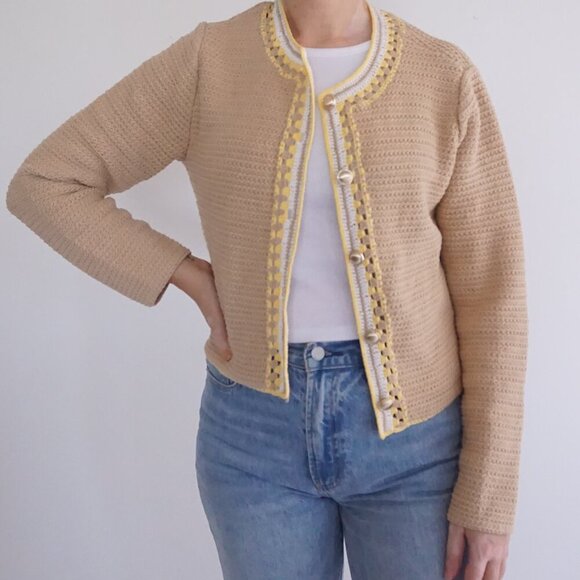 Ann Taylor Beige Crochet Trim  100% Cotton Button Cropped Cardigan Jacket L - Picture 1 of 9